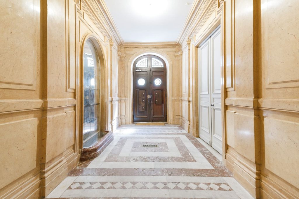 Bureau privé à louer à Bordeaux Saint Seurin Accueil bureau privé à Bordeaux Centre