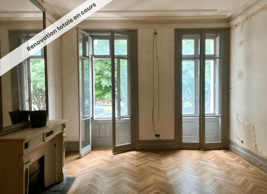 Bureau 1 - location Bureaux privés dans coworking à louer à Bordeaux Saint Seurin sur rue vue Basilique