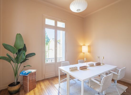 Bureau privatif 4 postes à louer au sein d'un coworking haut de gamme bordeaux