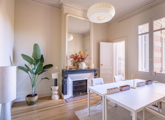 Bureau privatif à louer à Bordeaux coworking fermé climatisé 4 postes et extérieur