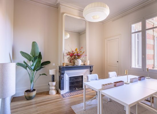 Bureau privatif à louer à Bordeaux coworking fermé climatisé 4 postes terrasse