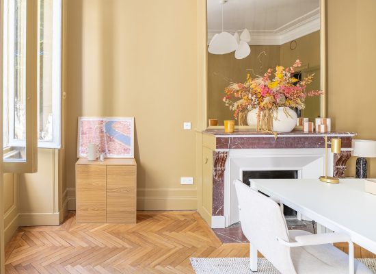 Bureau privatif à louer au sein d'un coworking climatisé 4 postes cheminée