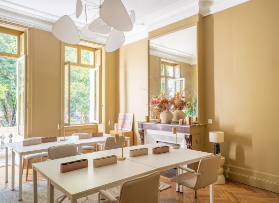 Bureau privatif à louer au sein d'un coworking climatisé 8 postes